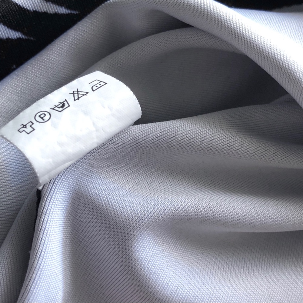 Scramble Shadows V2 Rashguard - Picture 6 of 12